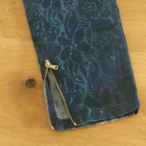 Dolce & Gabbana Jeans - Picture 4 of 9